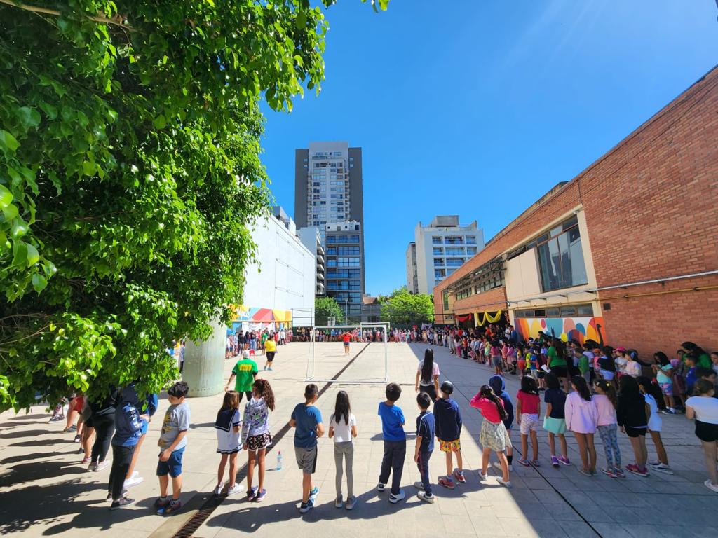 MÁS DE 32.500 ESTUDIANTES ASISTEN A LA ESCUELA DE VERANO