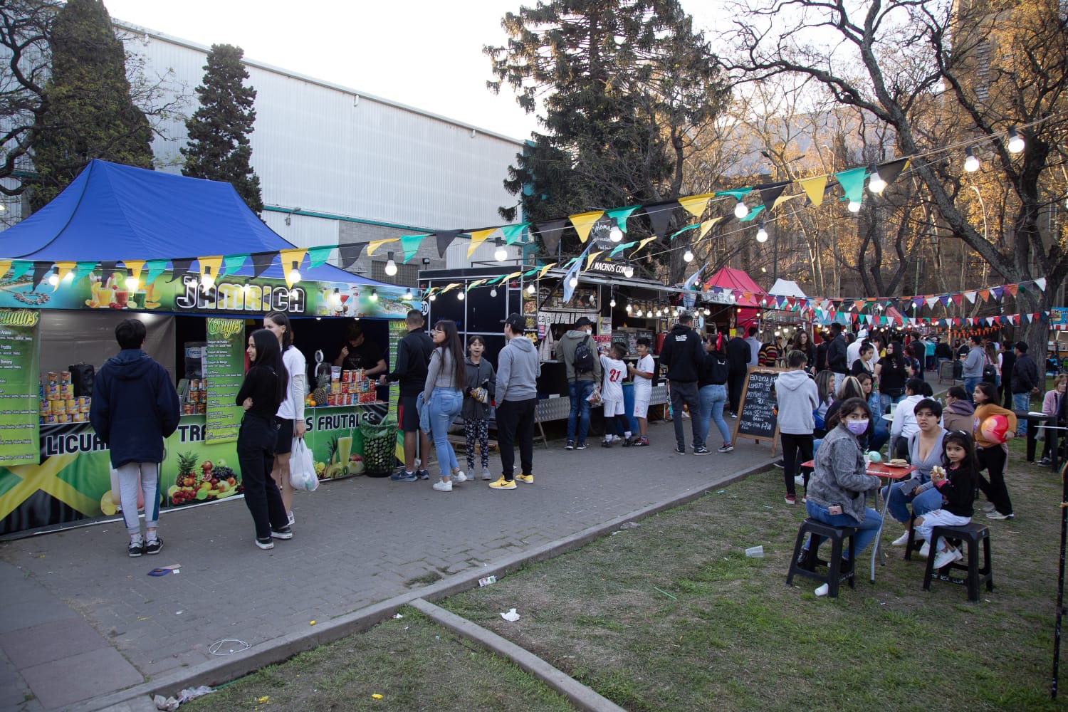 SE DIÓ A CONOCER”SABE LA TIERRA”: LA FERIA QUE RECORRE LA CIUDAD