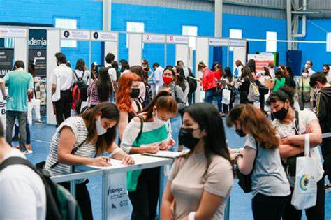 ÚLTIMA EXPO EMPLEO BARRIAL DEL AÑO