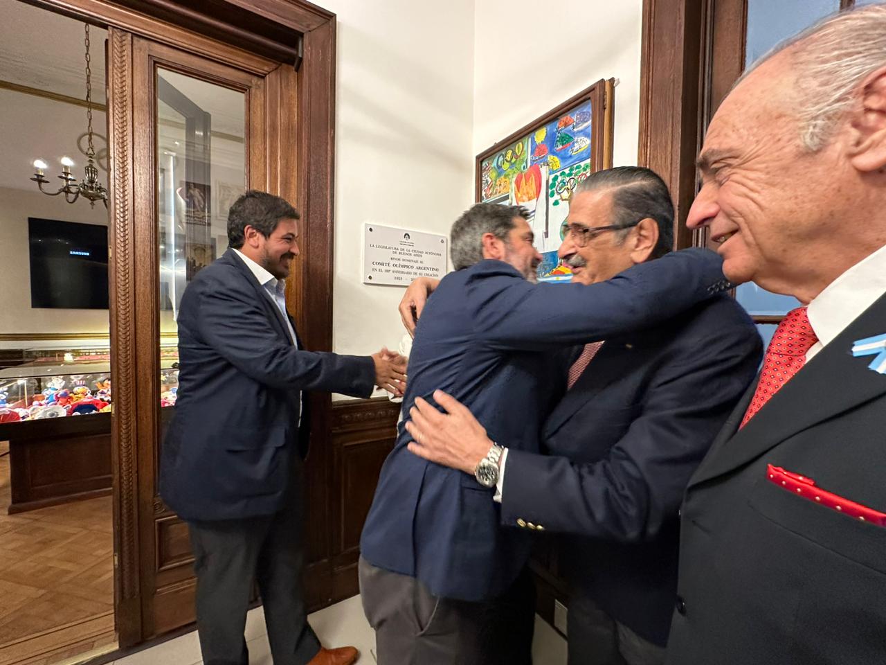 LA LEGISLATURA PORTEÑA DISTINGUIÓ AL COMITE OLÍMPICO