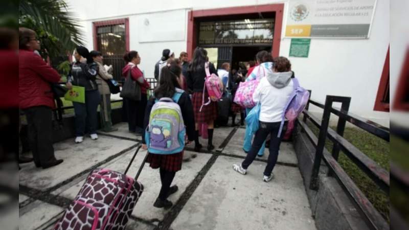 MÁS DE 375 MIL ESTUDIANTES COMENZARÁN EL LUNES LAS CLASES EN LA CIUDAD