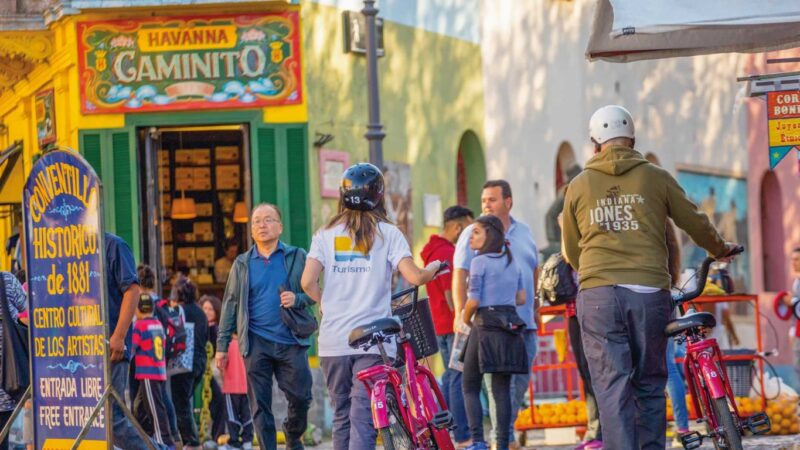 TURISMO EN BARRIOS: RECORRER LA CIUDAD GRATIS Y DISFRUTAR AL AIRE LIBRE