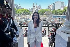 MARÍA DEL PILAR RAMIREZ RECHAZÓ CEDERLE LA JEFATURA DEL BLOQUE A RAMIRO MARRA