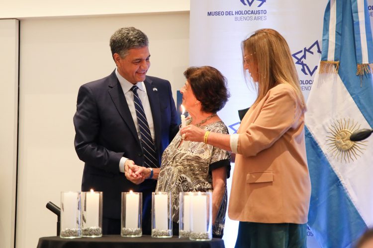 MACRI PARTICIPÓ EN LA CEREMONIA POR EL DÍA DEL HOLOCAUSTO