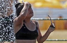 OLA DE CALOR EXTREMO: EL GOBIERNO PORTEÑO INSTALARÁ MÁS DE 20 PUESTOS DE HIDRATACIÓN EN TODAS LAS COMUNAS