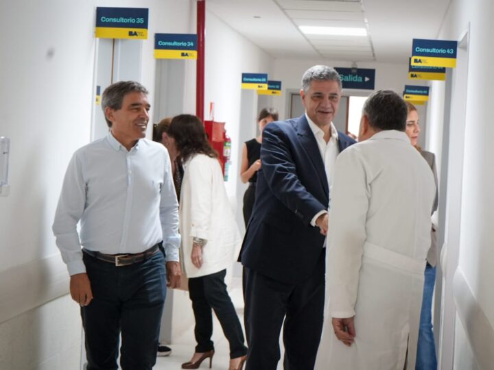 JORGE MACRI INAUGURÓ CONSULTORIOS EXTERNOS EN EL HOSPITAL PIÑERO