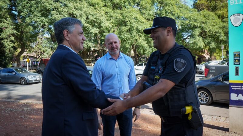 JORGE MACRI RECONOCIÓ EL TRABAJO DE LA POLICÍA CON ARMAS TASER