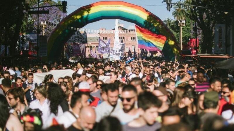 AUMENTAN LAS ADHESIONES A LA MARCHA DEL ORGULLO ANTIFASCISTA Y ANTIRRACISTA LGBTIQ+