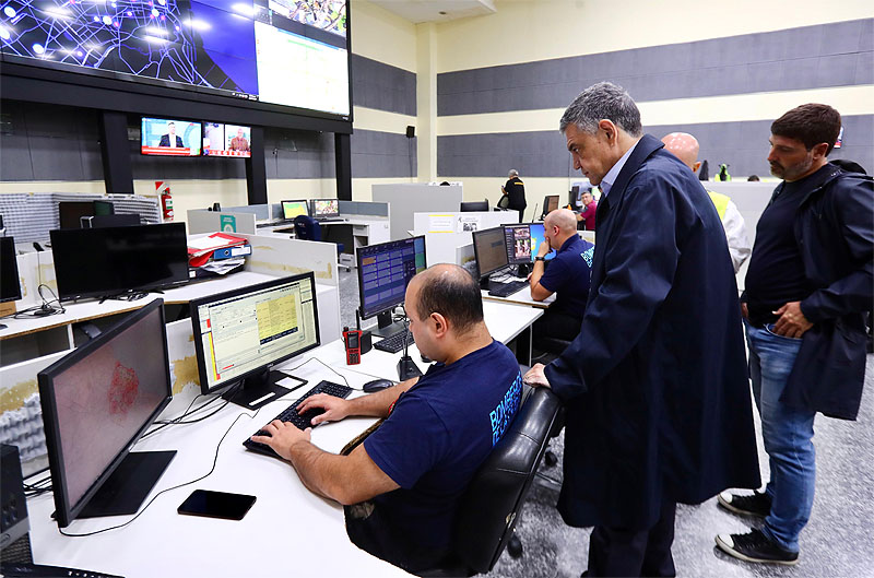 JORGE MACRI EN EL CENTRO DE MONITOREO URBANO