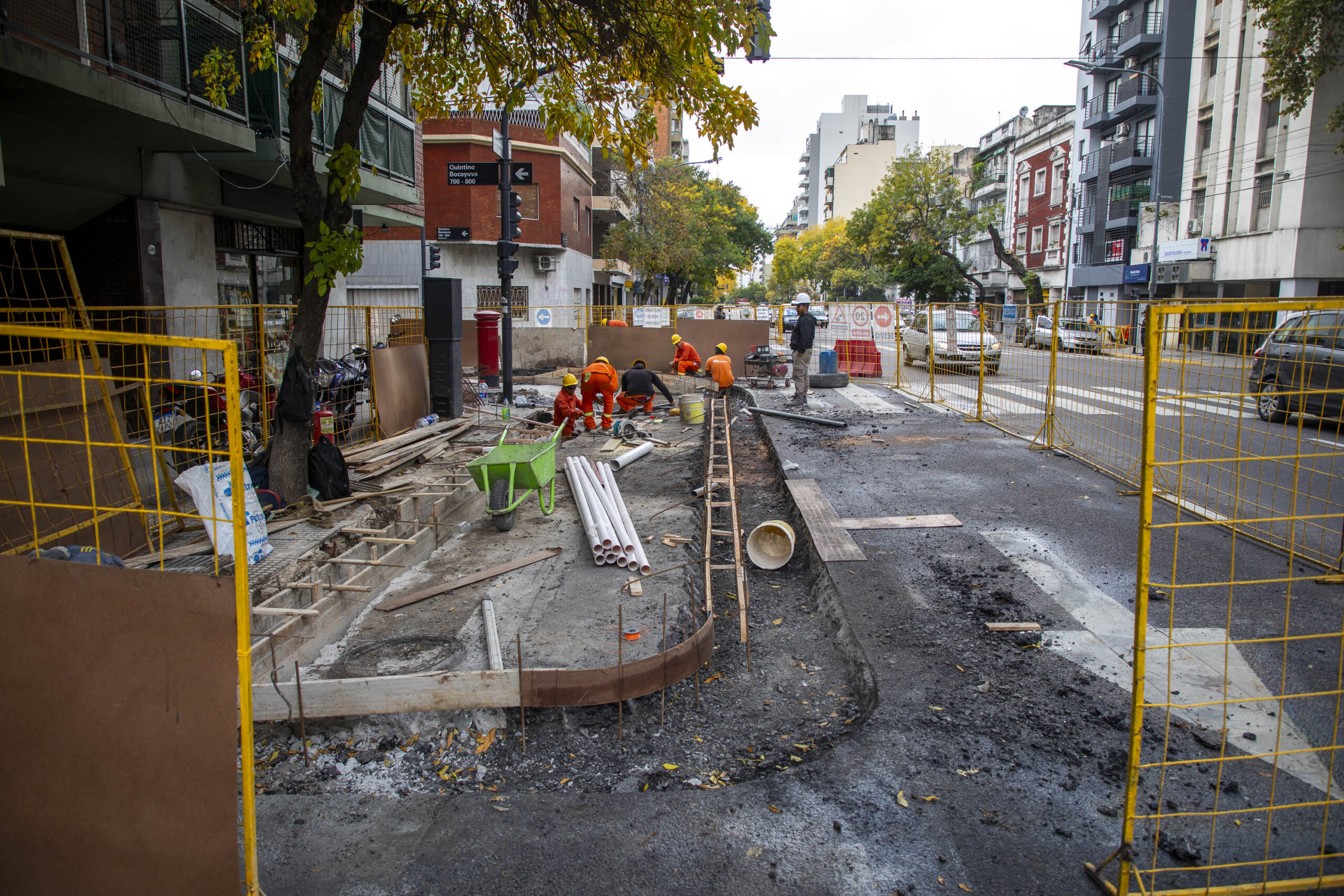 COMENZARON LAS OBRAS DE PUESTA EN VALOR DE LA AVENIDA INDEPENDENCIA