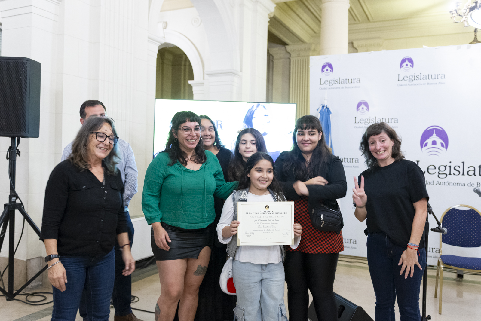 LA LEGISLATURA DISTINGUIÓ A LA RADIO COMUNITARIA 7 ESKINAS