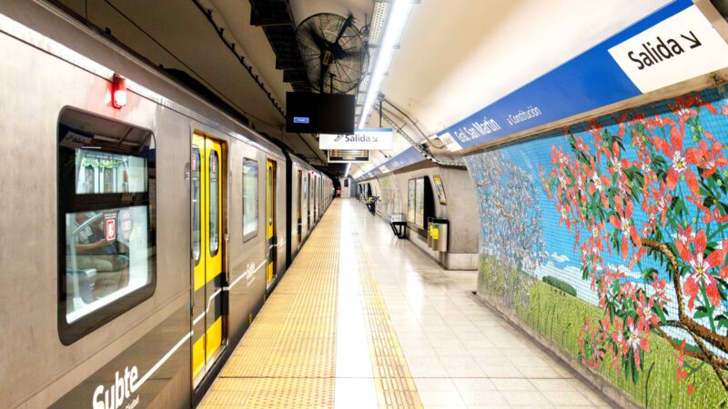 LA CIUDAD COMPRÁ NUEVAS UNIDADES DE SUBTE PARA LAS LÍNEAS A Y C