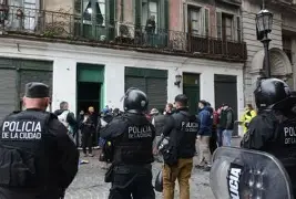 DESALOJARON LA “CASA BLAQUIER” EN PLENO CENTRO PORTEÑO