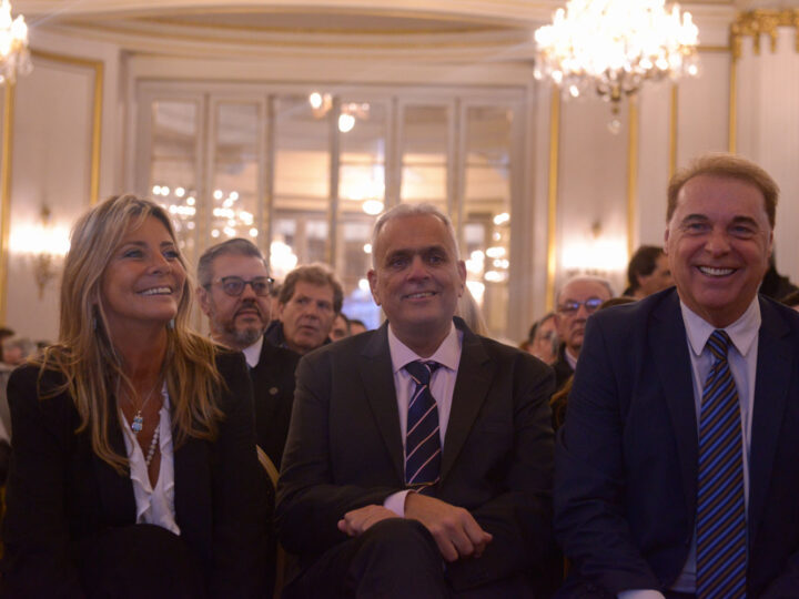 LA LEGISLATURA HOMENAJEÓ AL PERIODISTA DEPORTIVO EDUARDO RUIZ