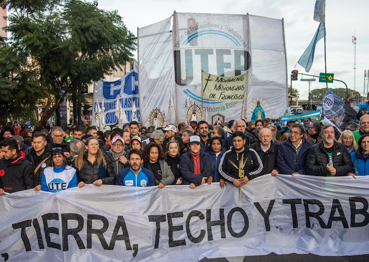 SAN CAYETANO: MOVILIZACIÓN A PLAZA DE MAYO