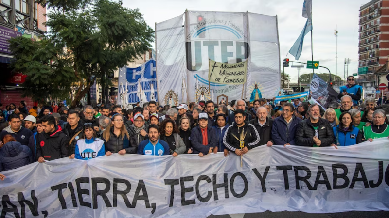 SAN CAYETANO: MOVILIZACIÓN A PLAZA DE MAYO