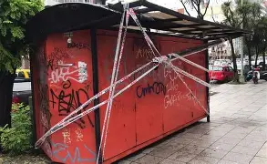 EL GOBIERNO PORTEÑO RETIRÓ MÁS DE 90 PUESTOS DE DIARIOS ABANDONADOS