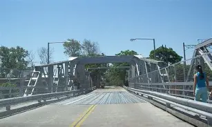 SE REINAUGURÓ EL PUENTE BOSCH EN BARRACAS