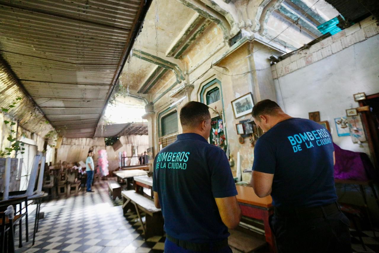 LA CIUDAD RECUPERÓ “LA CASONA” EN COSTANERA SUR, TOMADA POR MÁS DE 16 AÑOS