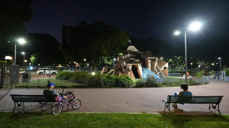 AVANZA EL PLAN DE RECAMBIO DE LUCES QUE ILUMINAN MÁS Y CONSUMEN MENOS