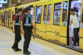 SE REFUERZA LA SEGURIDAD EN SUBTES
