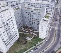 LA CIUDAD OTORGARÁ UNA ASISTENCIA ECONÓMICA A LOS VECINOS DAMNIFICADOS  POR EL DERRUMBE EN PARQUE PATRICIOS