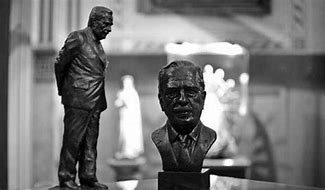 LA UCR QUIERE UNA ESTATUA DE ALFONSÍN EN LA CIUDAD DE BUENOS AIRES