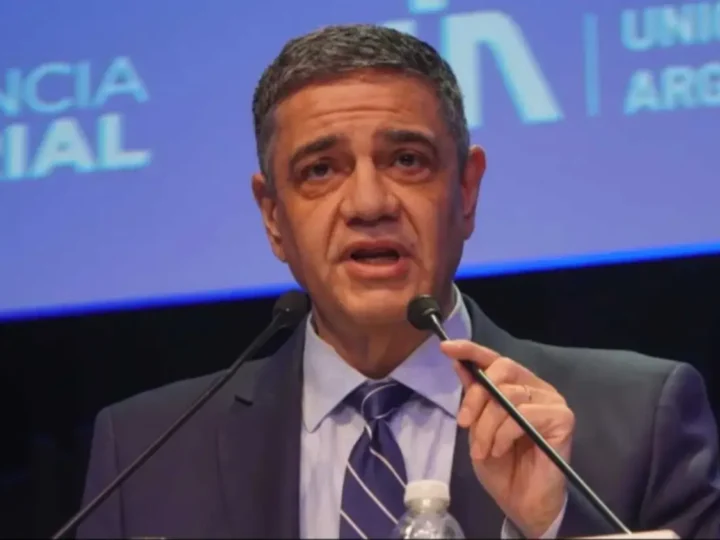 MACRI VUELVE AL MERCADO INTERNACIONAL: BUSCARÁ U$S 500 MILLONES A MAYOR PLAZO