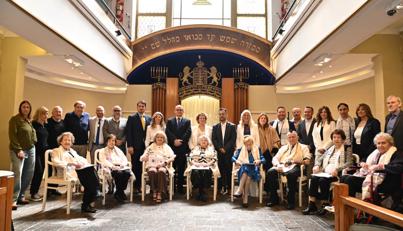 SOBREVIVIENTES DEL HOLOCAUSTO CELEBRARON EN BUENOS AIRES