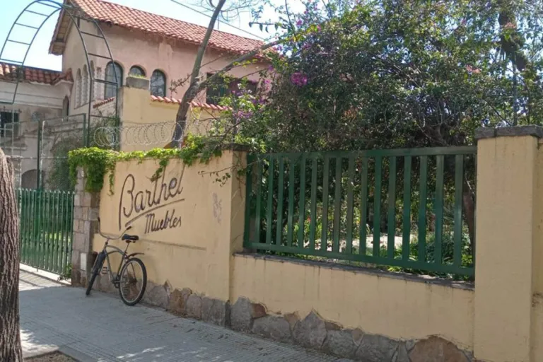 DEMUELEN LA EX FÁBRICA DE MUEBLES BARTHEL