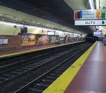 HOY CIERRA LA ESTACIÓN GRAL. URQUIZA DE LA LÍNEA E DE SUBTE