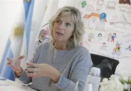 SECUNDARIA APRENDE: LA MINISTRA DE EDUCACIÓN VISITÓ LA ESCUELA N°1