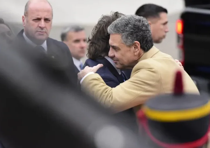 JORGE MACRI JUNTO AL PRESIDENTE EN EL ACTO DE HOMENAJE AL GENERAL SAN MARTÍN