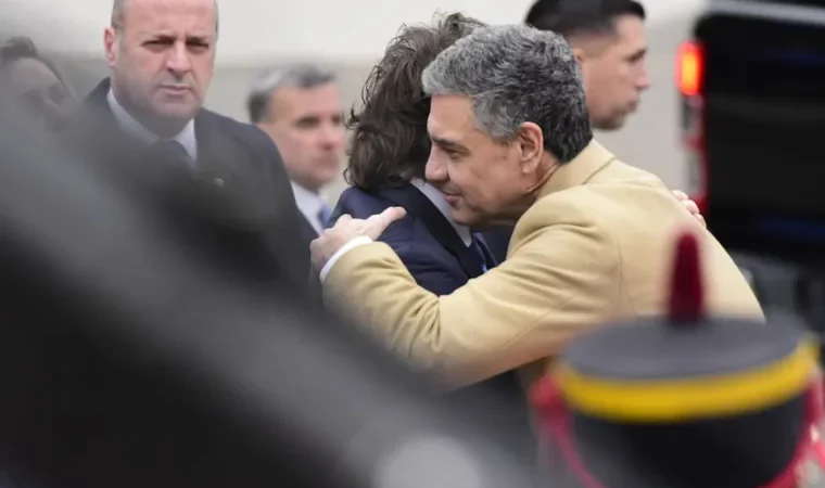 JORGE MACRI JUNTO AL PRESIDENTE EN EL ACTO DE HOMENAJE AL GENERAL SAN MARTÍN