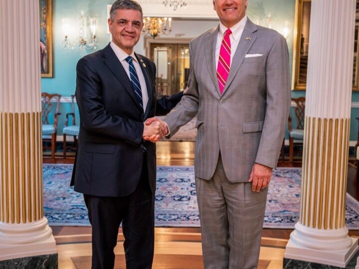 JORGE MACRI SE REUNIÓ CON CHRISTOPHER LANDAU EN WASHINGTON