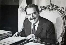 PROPONEN DECLARAR EL 2027 COMO EL AÑO DE RAÚL ALFONSÍN