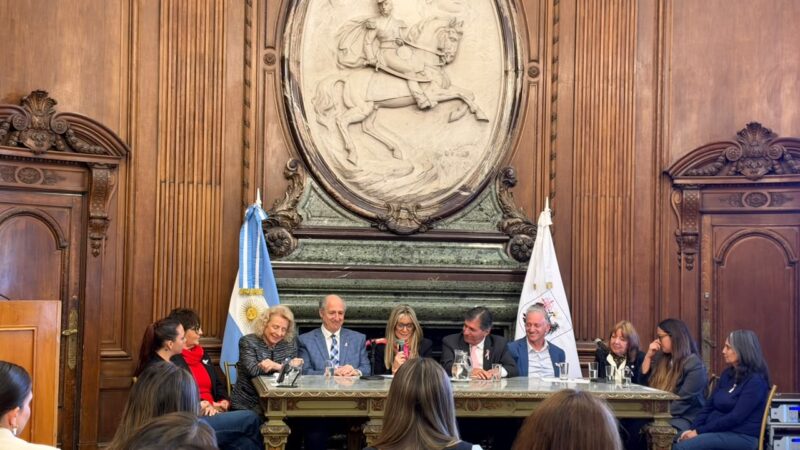 LA LEGISLATURA REALIZÓ UNA JORNADA DE PREVENCIÓN Y TRATAMIENTO DEL CÁNCER