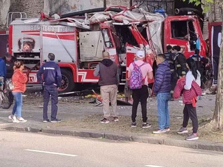 UN AUTOBOMBA CHOCÓ HOY CONTRA LA EX CÁRCEL DE CASEROS